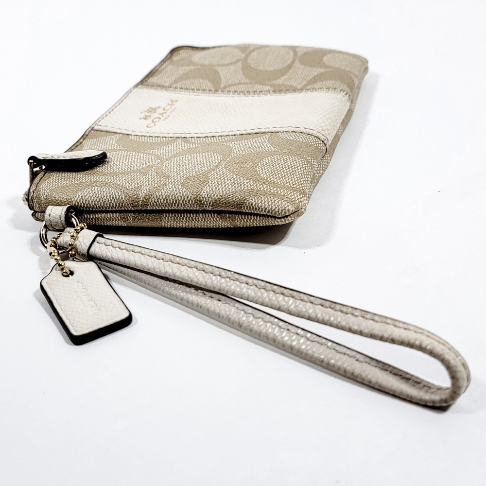Coach Corner Zip Wristlet In Signature Ivory White Canvas - Picture 3 of 7